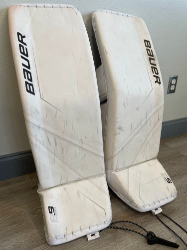 XL Bauer 2s pro supreme goalie pads