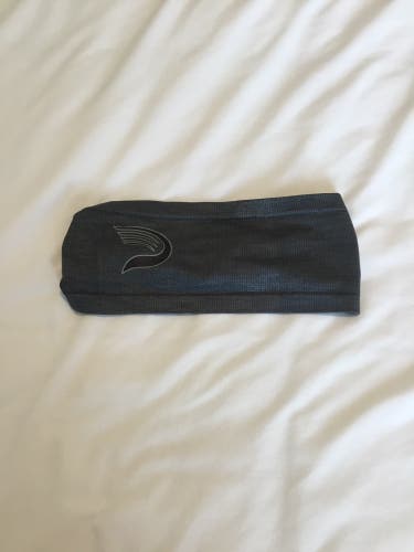 Driveline Lululemon Headband Excellent!
