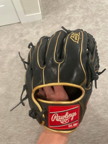 Infield 11.75" R9 Baseball Glove