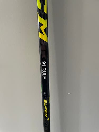 Senior Right Handed  Pro Stock Super Tacks AS4 Pro Hockey Stick