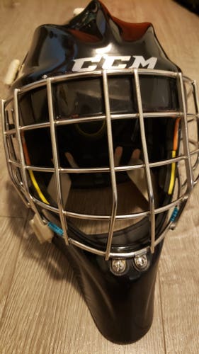 CCM Axis Pro Senior Certified Straight Bar Goalie Mask- Sr. M