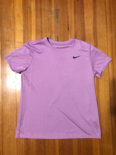 Women’s purple Nike Shirt