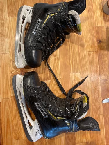 Bauer 2s Skates 8D