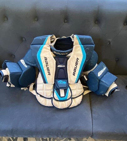 Bauer Reactor 7000 Goalie Chest Protector Intermediate Small- Used