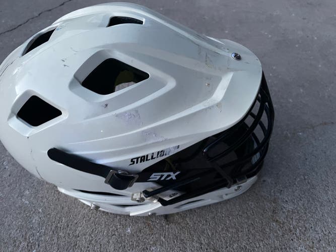 Used Player's STX Stallion 100 Youth Helmet