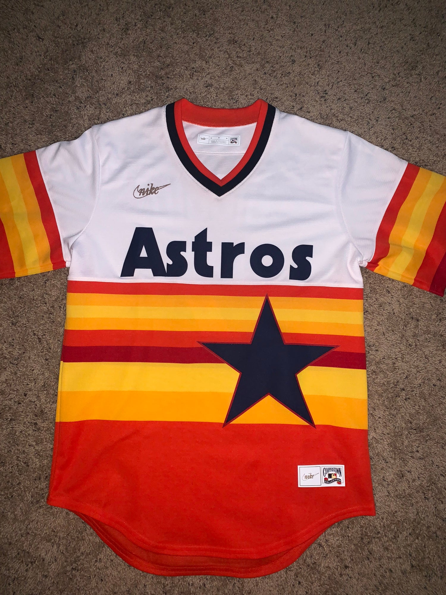 Looking for the Nike Biggio Gold Star jersey : r/Astros