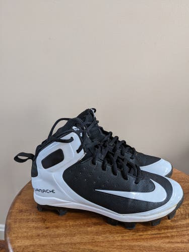 Black Kid's Used Youth Nike Huarache size 5.5Y