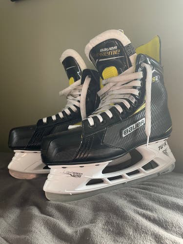 Used Bauer Regular Width Size 9.5 Supreme S27 Hockey Skates
