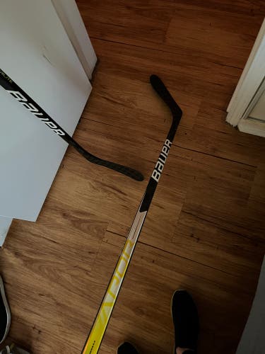 New Left Hand Vapor Hyperlite Hockey Stick, 70 Flex, P28