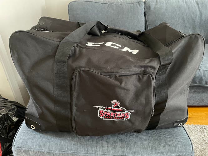 CCM Pro Core 32in. Carry Hockey Equipment Bag