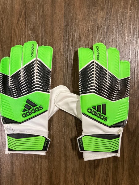 Adidas Predator Junior Soccer Goalie Gloves