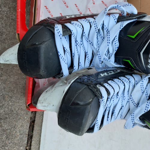 Used CCM Ribcore 78K Ice Hockey Size 4 D Skates