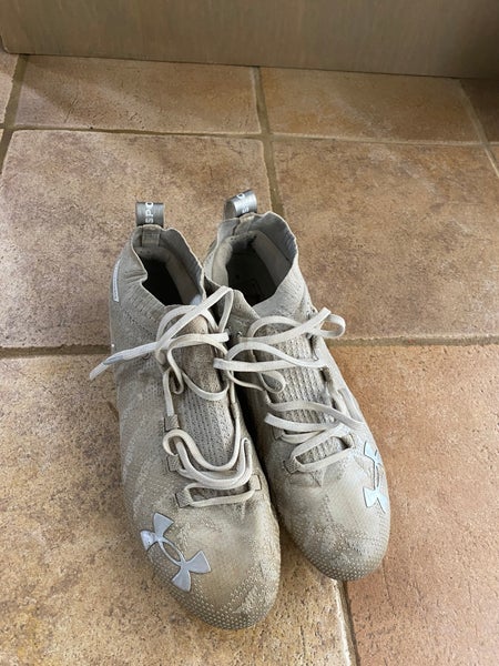 Used Men's Size 11 (Women's 12) Molded Cleats Under Armour Low Cut Spotlight MC