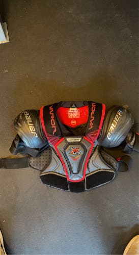 Senior Medium Bauer  Vapor 1X Lite Shoulder Pads