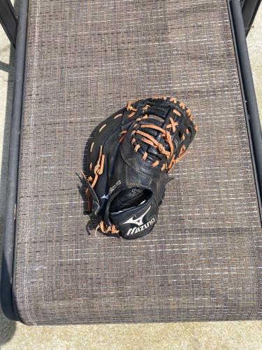 Used First Base 12" Baseball Glove