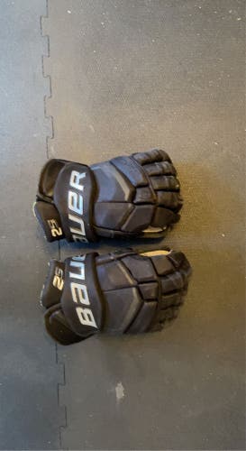 Bauer 13"  Supreme 2S Gloves