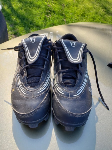 Black Used Size 8.5 (Women's 9.5) Molded Cleats Under Armour