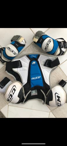 Ccm matching hockey senior large chest and elbow pads