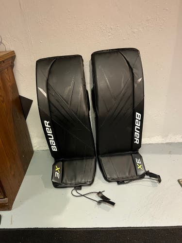 34" Bauer  Vapor 3X Goalie Leg Pads