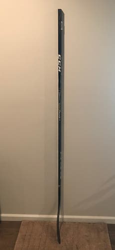 Senior New Right Handed CCM Super Tacks 2.0 75 Flex Hockey Stick P-90 Blade Pattern