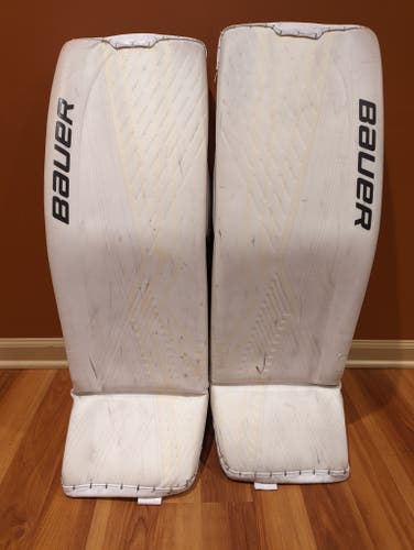 Used 35" Bauer Ultrasonic Goalie Leg Pads