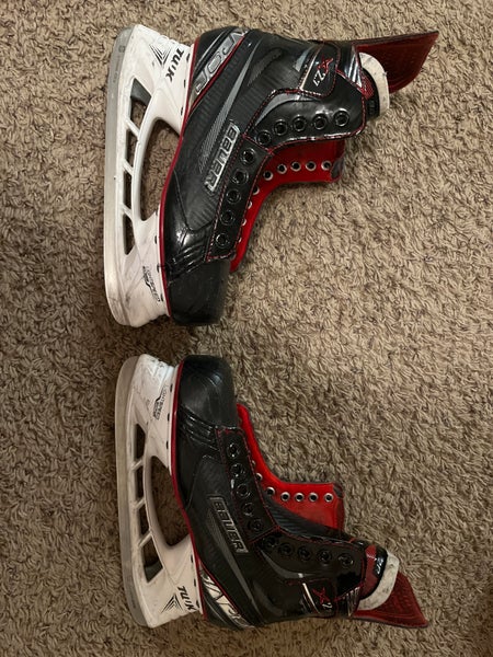 Senior Bauer Regular Width Size 7.5 Vapor X2.7 Hockey Skates