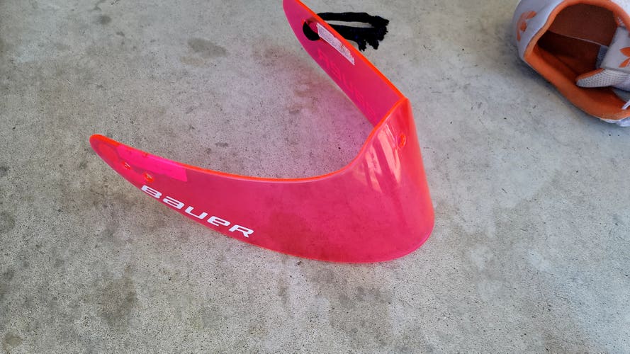 Bauer NecTech Bauer Lexan N18 Goalie Throat Protector (10) Pink