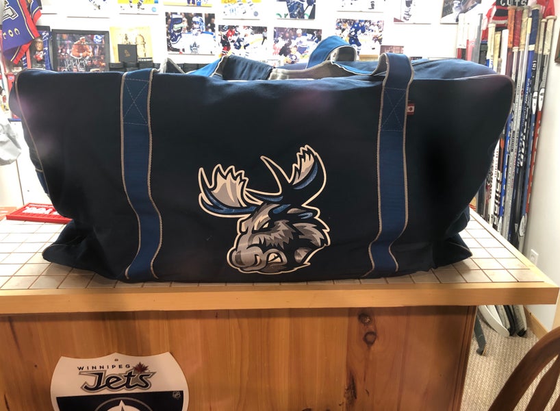 4orte Manitoba Moose / Winnipeg Jets Pro Stock Player Equipment Bag
