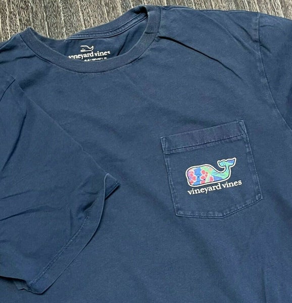 Vineyard Vines T Shirt Men Medium Adult Blue Whale Logo Soft Pocket Tee  Retro