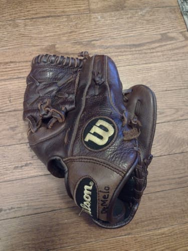 Used Wilson Right Hand Throw A800 Baseball Glove 11"