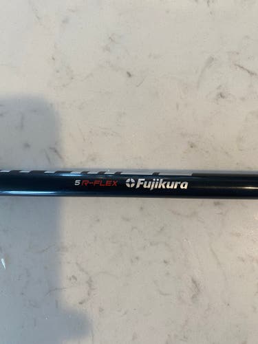 Fujikura Atmos Red - Regular Taylor Made