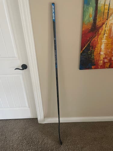 Senior Right Handed Nexus 2N Pro Hockey Stick