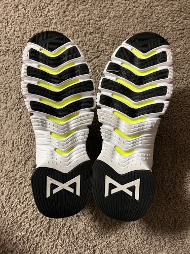 Black Unisex Size 9.5 (Women's 10.5) Nike Shoes