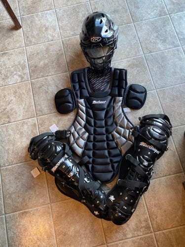New Rawlings/Macgregor Catcher's Set (Ages 5-8)