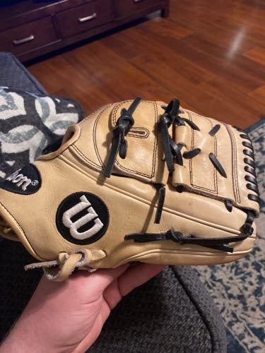Pitcher's 12" A2K Baseball Glove