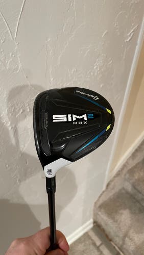 Men's Left Hand Extra Stiff Flex 15 Loft SIM2 MAX Fairway Wood