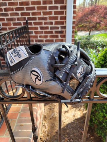 New 11.5" Rawlings Heart of the Hide Baseball Glove