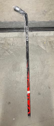 NEW Bauer Vapor FlyLite League Hockey Stick Left P88 77 Flex