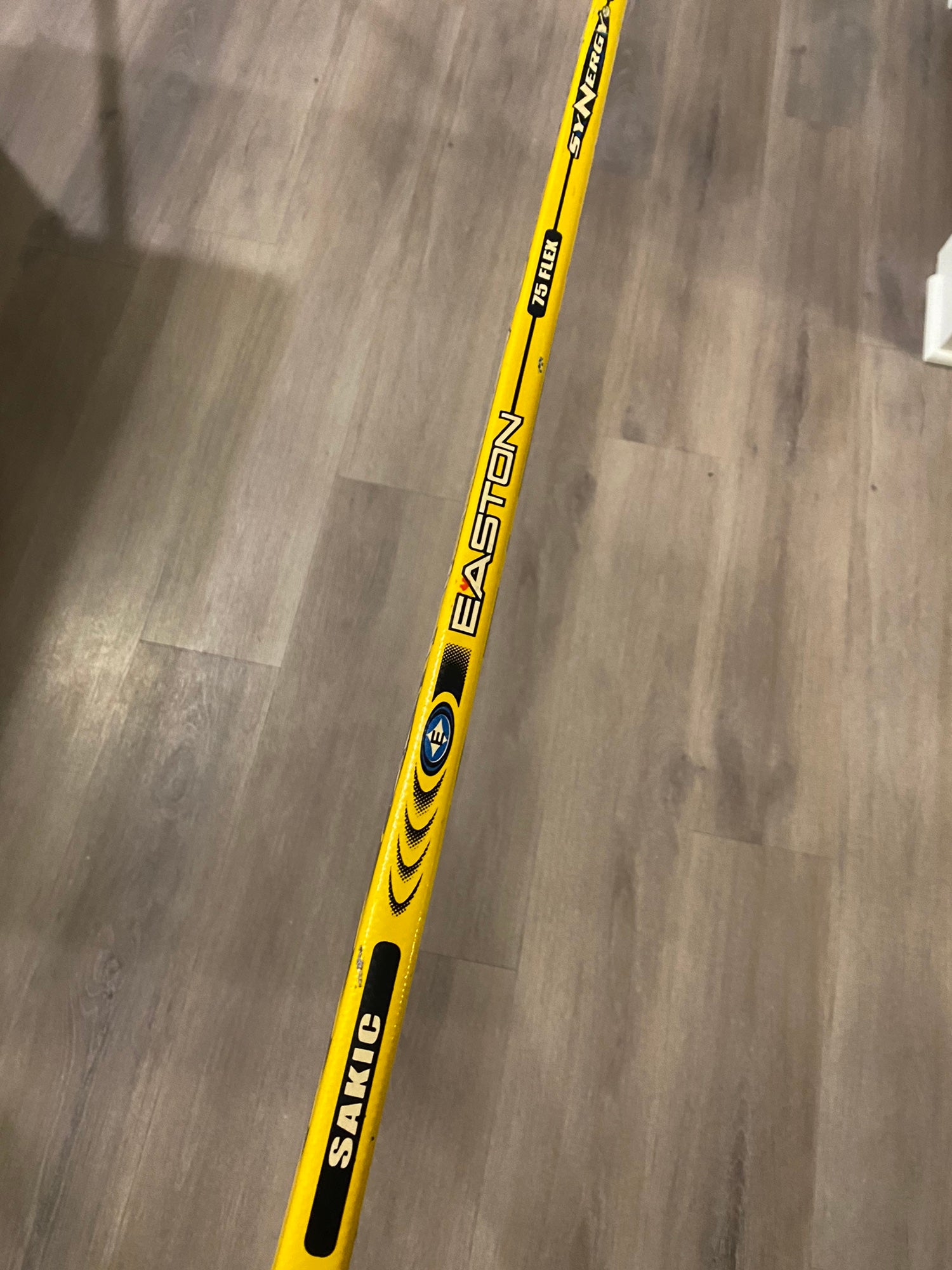 Easton Synergy Yellow Grip Hockey Stick - SENIOR