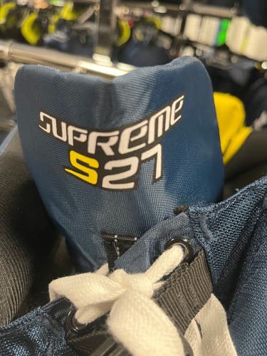 Junior XL Bauer Supreme S27 Hockey Pants