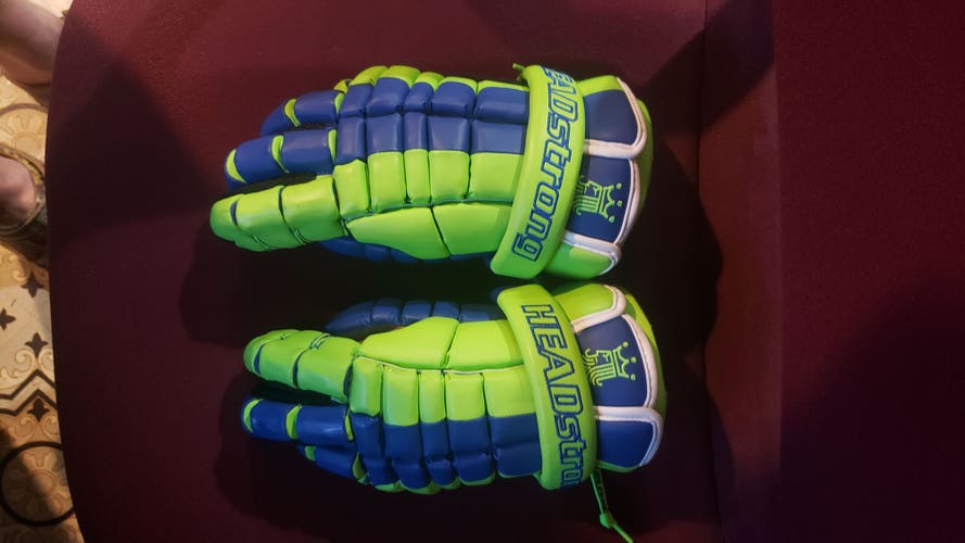 Custom Brine Deft Lacrosse Gloves 13.5"(Headstrong Foundation - Hofstra Univ. Lax)