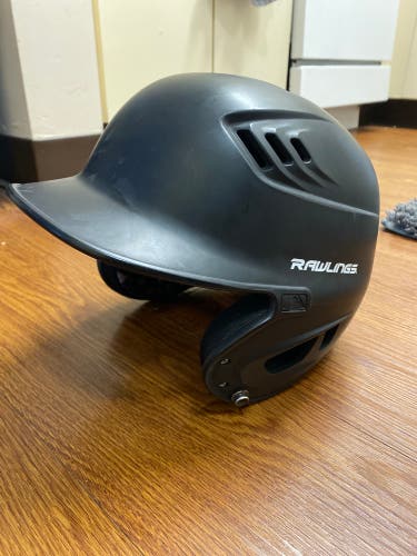 Barely Used Rawlings R16 Batting Helmet