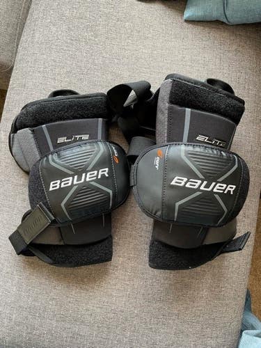 Bauer Elite Goalie Knee Guards