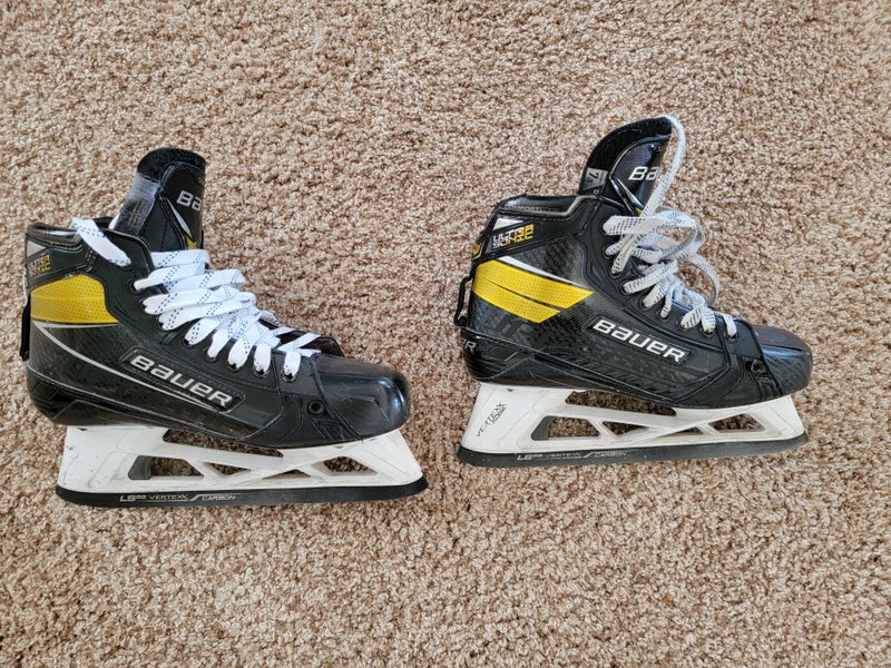 Senior Used Bauer Supreme UltraSonic Hockey Goalie Skates Regular Width Size 7.5