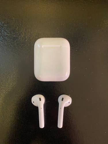 Apple AirPods Bluetooth Headphones