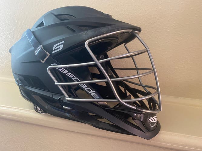 Matte Black Cascade S Lacrosse Helmet