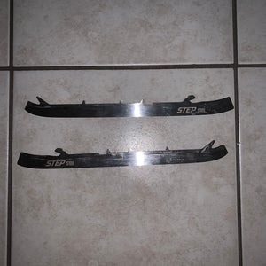 DISCONTINUED Step Steel Size 7 263 mm STGOALEDGE