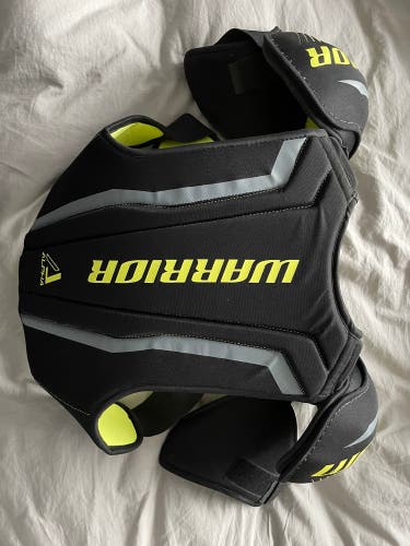 Senior Large Warrior Alpha QX4 Shoulder Pads