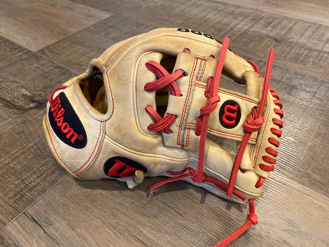 Infield 11.5" A2000 1786 Baseball Glove