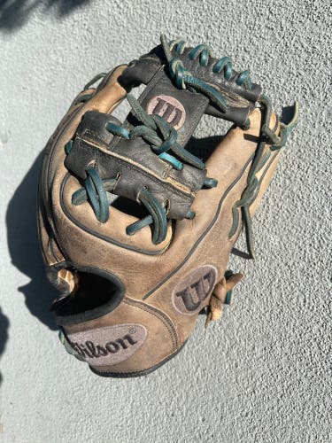 Wilson A2000 DP15 Pro Stock Infield Baseball Glove